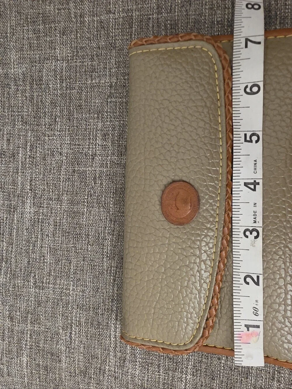 Vintage 90s Dooney & Bourke British Tan All Weather Leather Wallet
